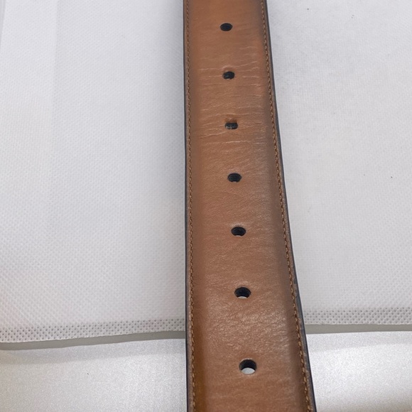 Women or Men’s Faux Leather Belt Brown with Silver Tone Buckle Size S 30-32 - Picture 6 of 7